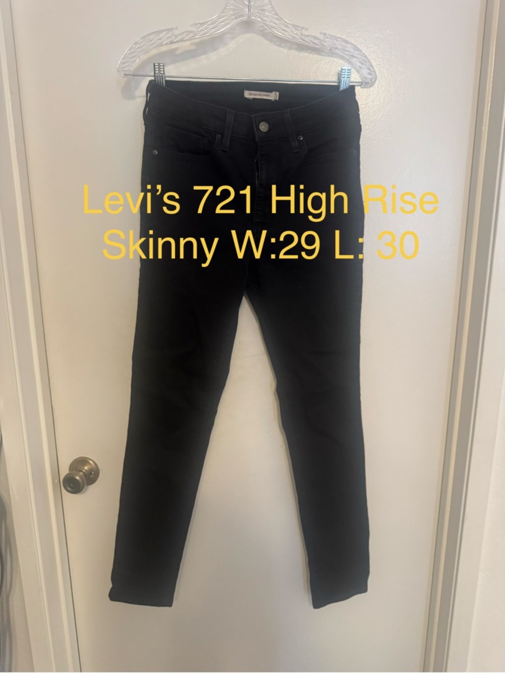 Levi's 721 High Rise Skinny Jeans in Black